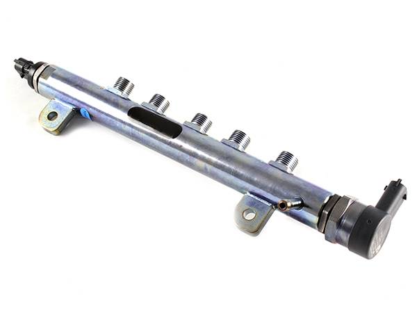 Merchant Automotive - LH Fuel Rail, LML, 2011-2016 Duramax