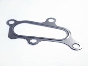 Thermostat Housing Crossover At Head Gasket, LB7 LLY LBZ LMM LML LGH, 2001-2016 Duramax